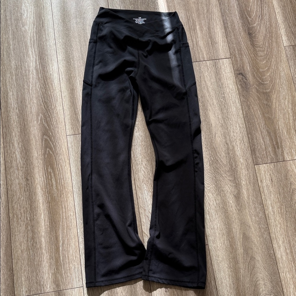 NWOT Girls Leggings 12-14